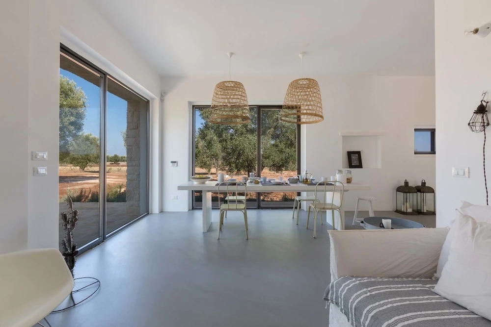 Casale con Cipresso