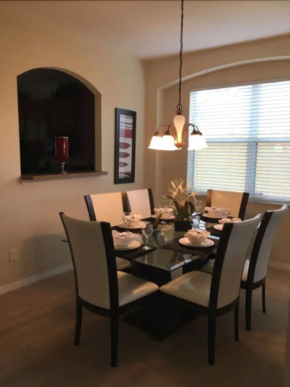 Stunning 6 bed Home With Modern Decor and own Private Pool