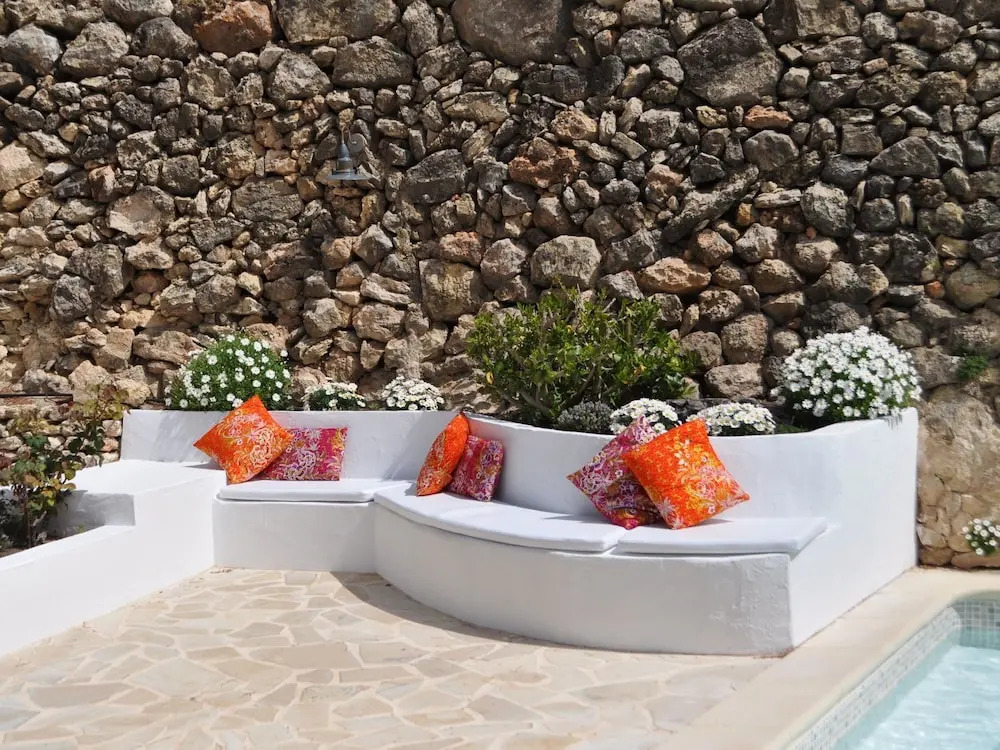 Stunning, Spacious Villa Within Walking Distance of the Charming Village of San Carlos
