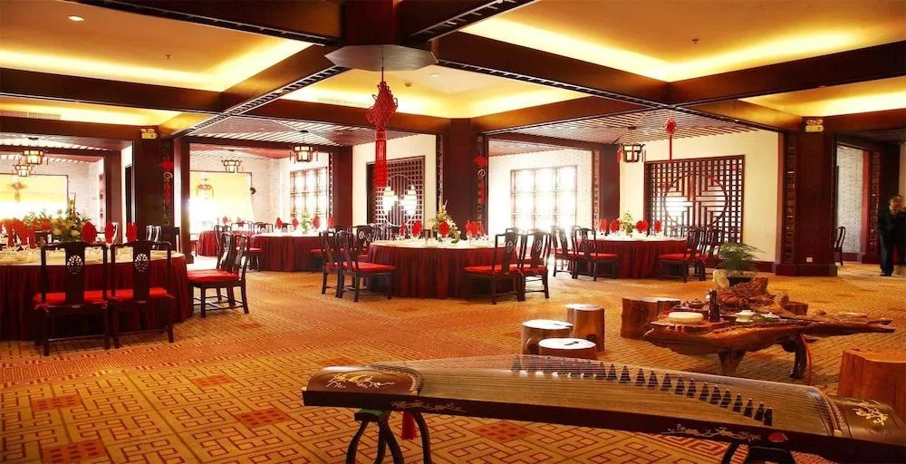 Wonderport International Hotel