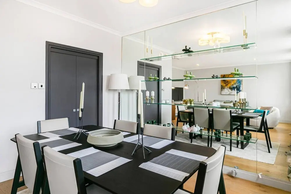 Knightsbridge Home Views Over Hyde Park
