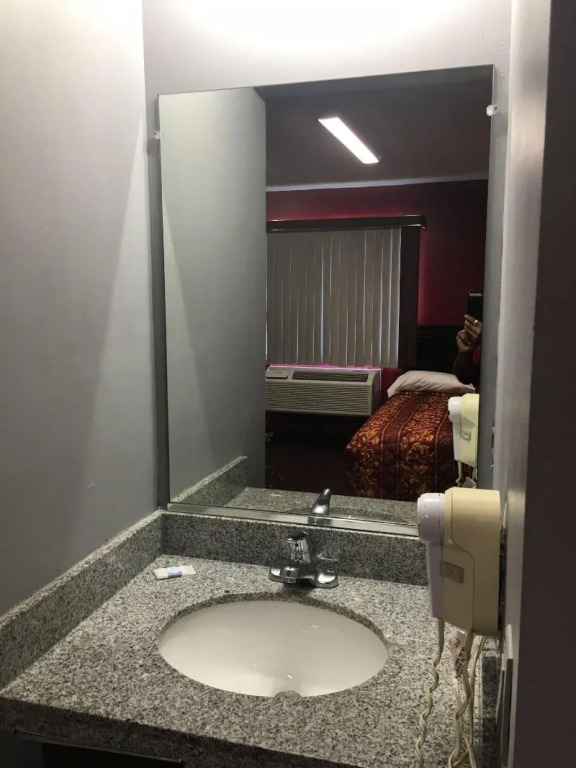 Haven Inn & Suites