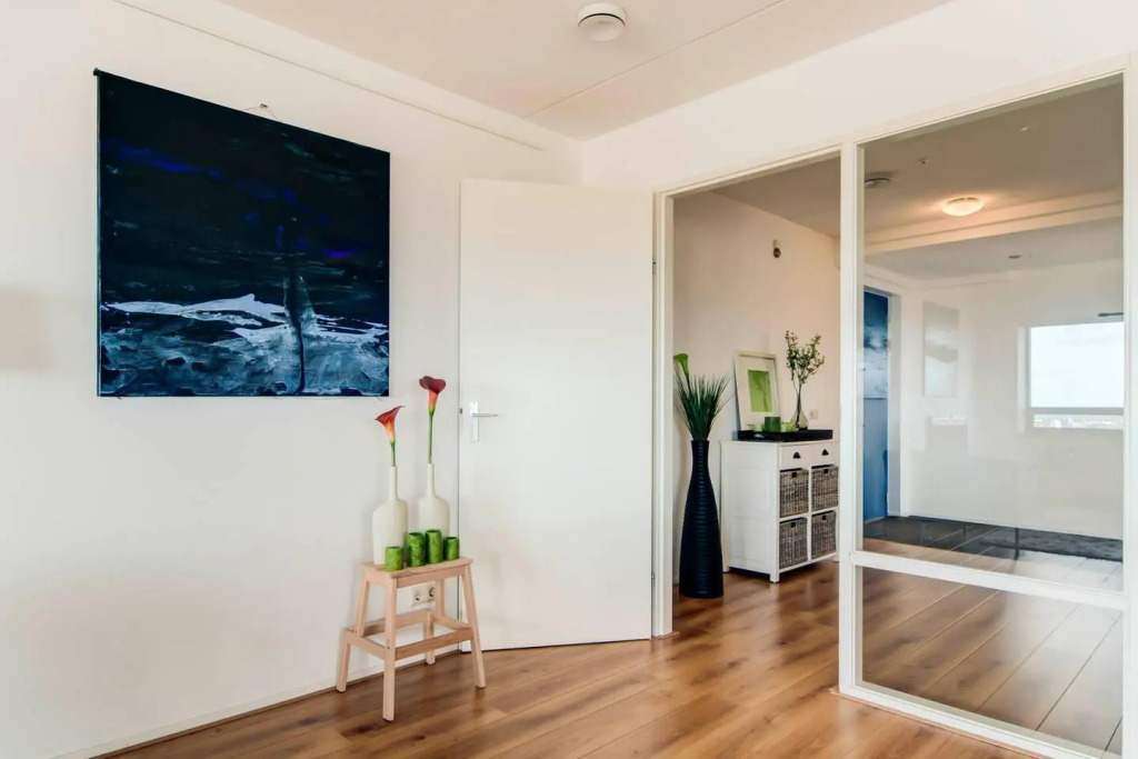 Amazing Apartment on 39th floor 773