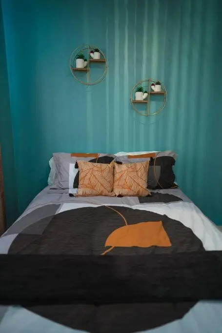 Lovely 2-bedroom apartment in Downtown, Otrobanda