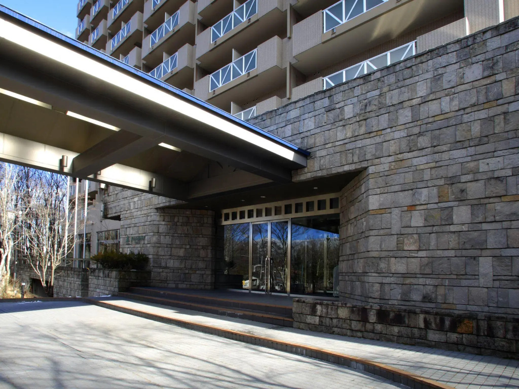 Villa Kitakaruizawa L-Wing