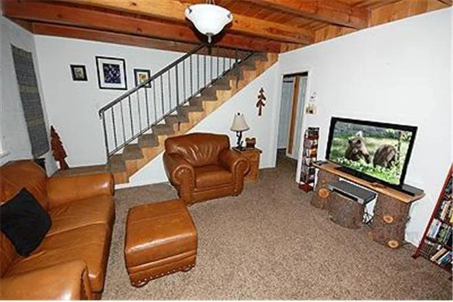 1091 Craig Avenue Holiday Home