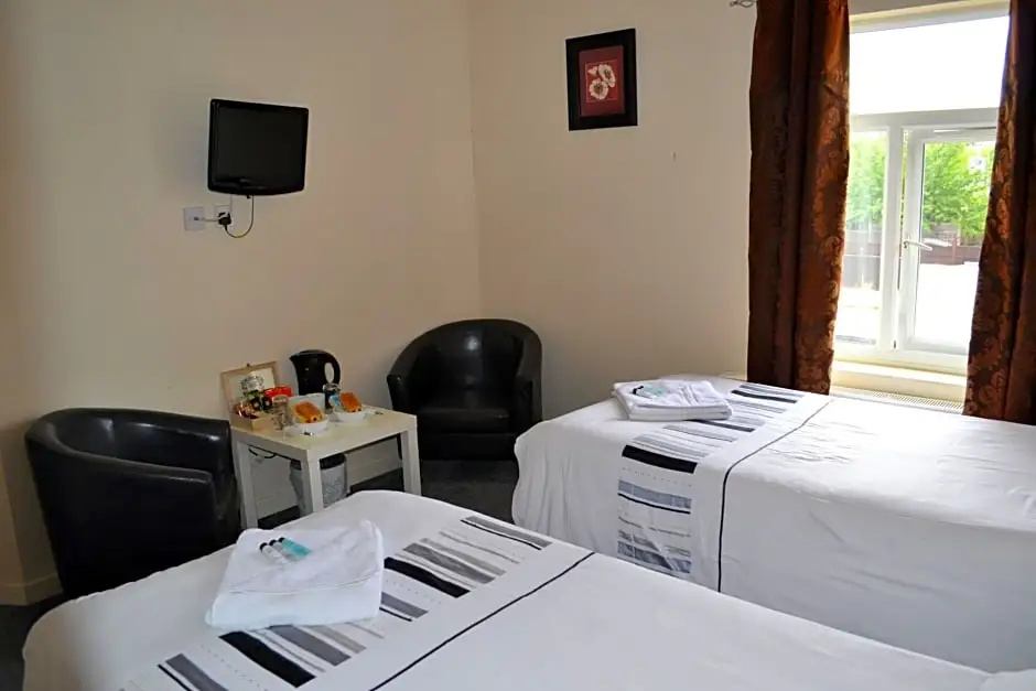 Annies Guest House