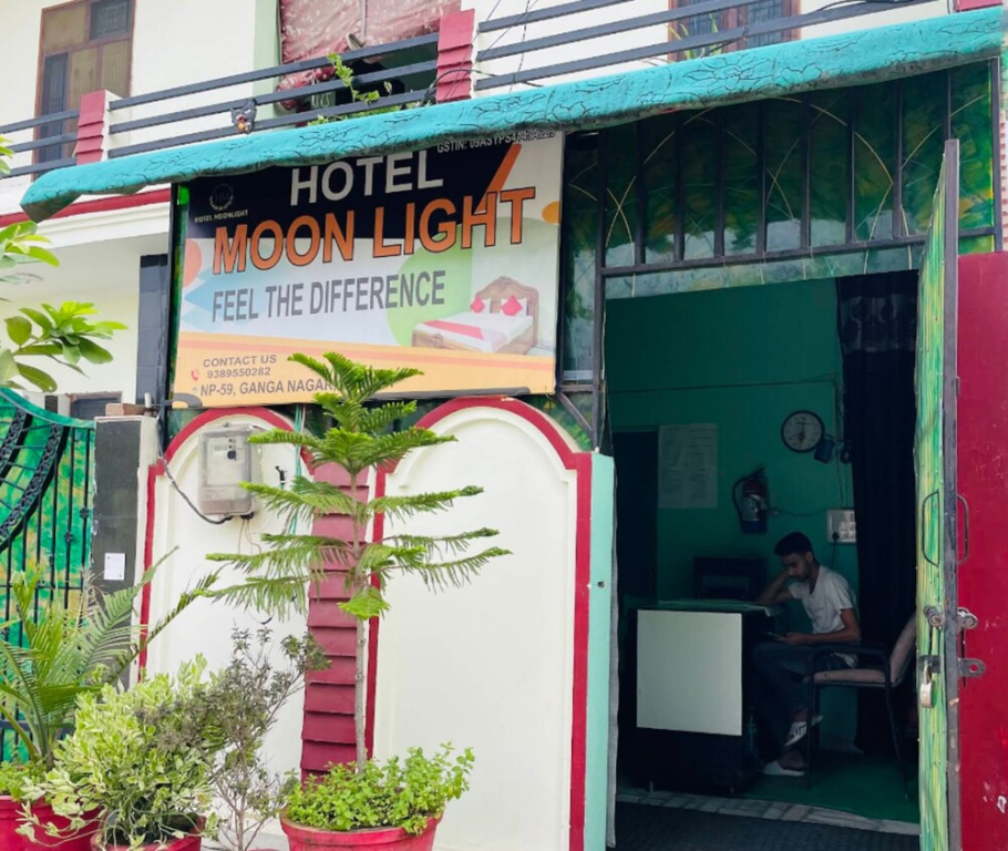 Hotel Moonlight meerut
