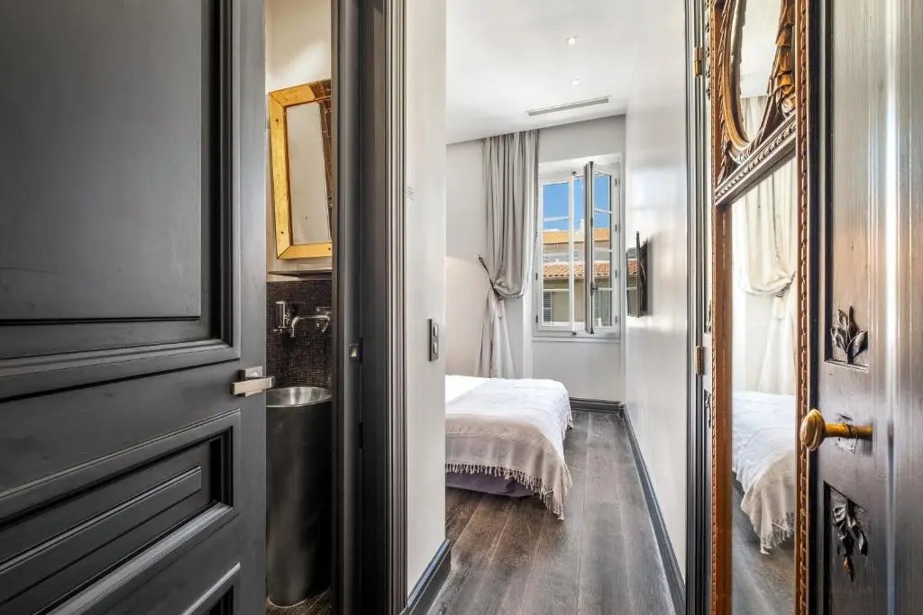 Croisette Luxury Waterfront