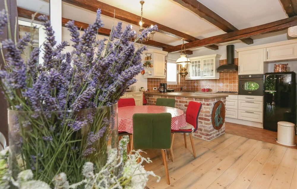 Four-Bedroom Holiday Home In Kastel Sucurac Ii