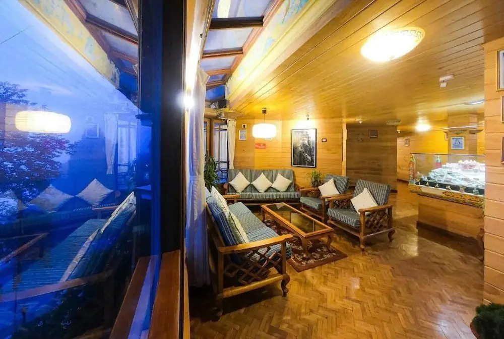 Singtom Tea Estate & Resort