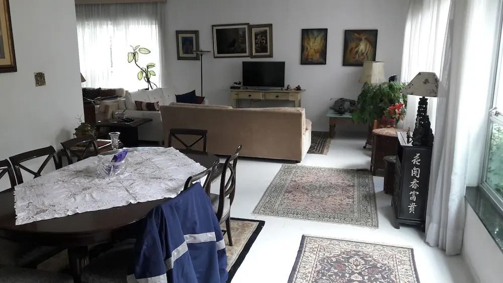 Lavanda - Comfortable Suite in a Cozy House Good Location and Transport -