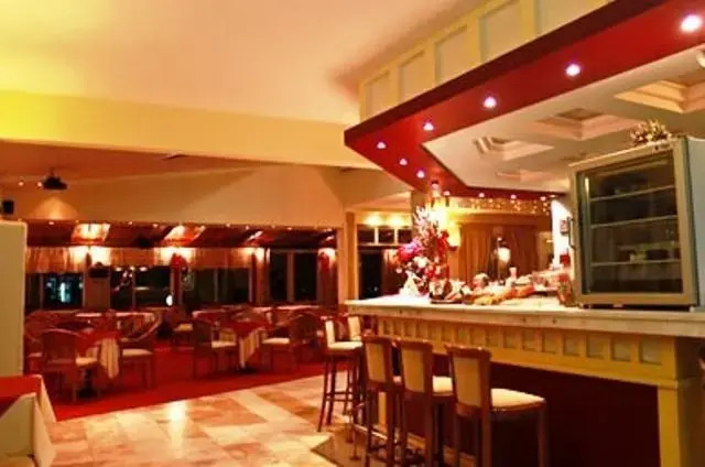 Erato Hotel