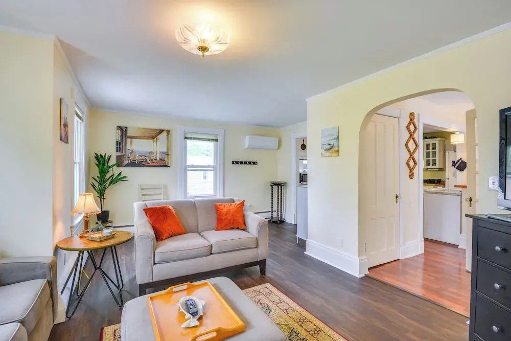 Walk to St Lawrence River: Clayton Apt w/ Porch!