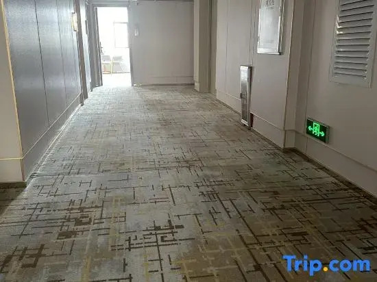 M Hotel (Bai Sheng Shopping Center)