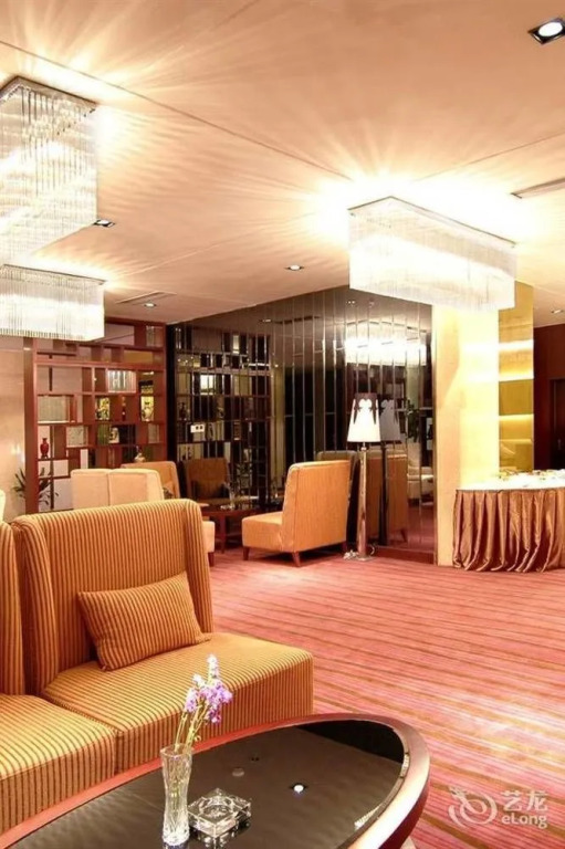 Yangtze Hotel