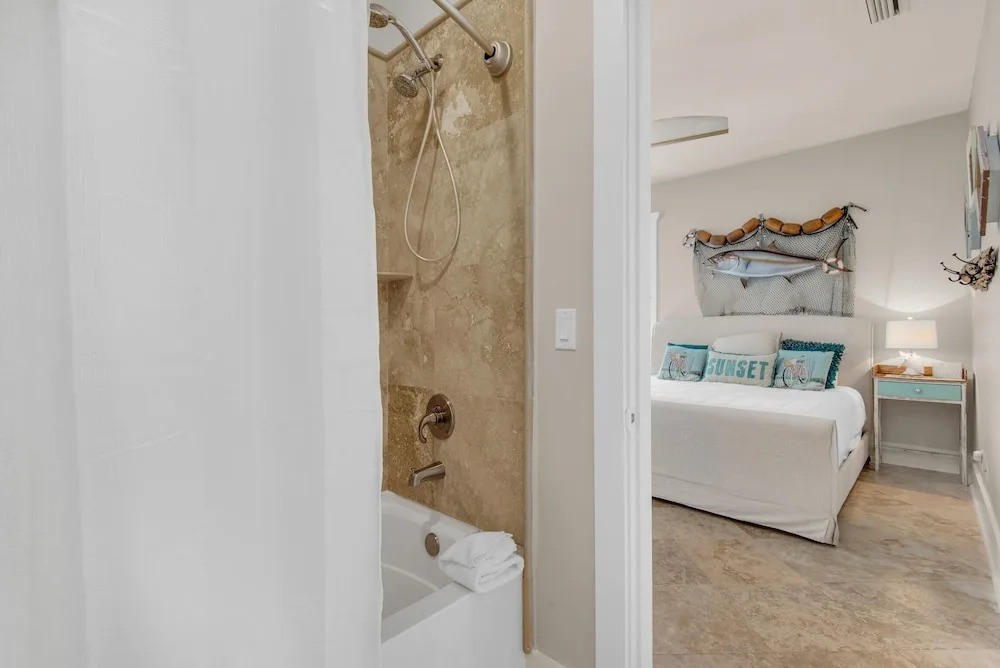 Miramar Beach Villa 101