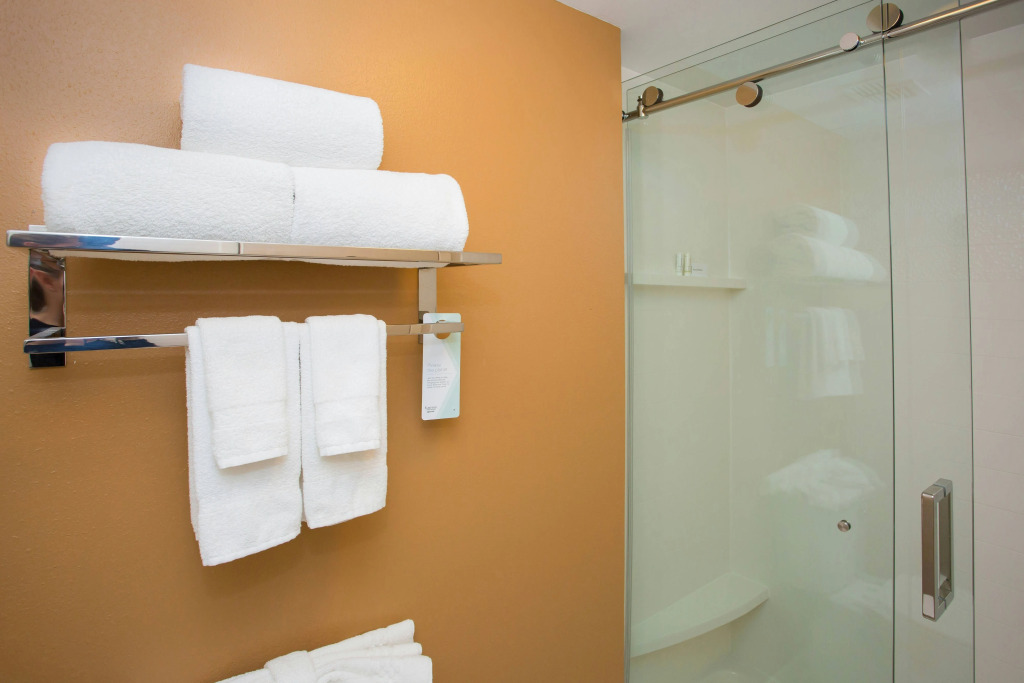 Fairfield by Marriott Inn & Suites Raynham Middleborough/Plymouth