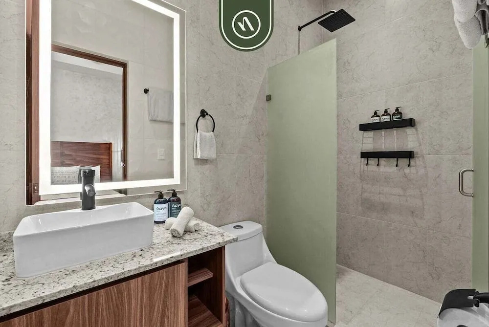 Luxury 2 BR - Downtown - Pool - Sunset in Terrace