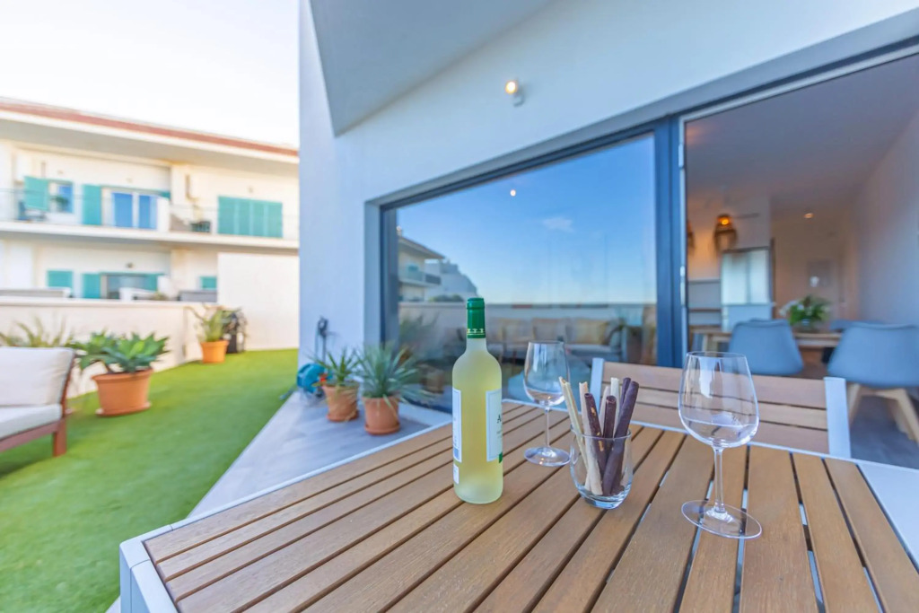 Jardín, Piscina y Fibra Óptica - SimplyTarifa