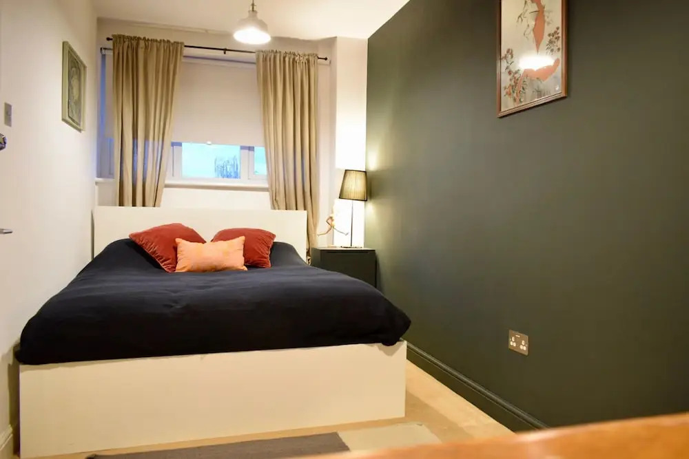 2 Bedroom Flat in West London