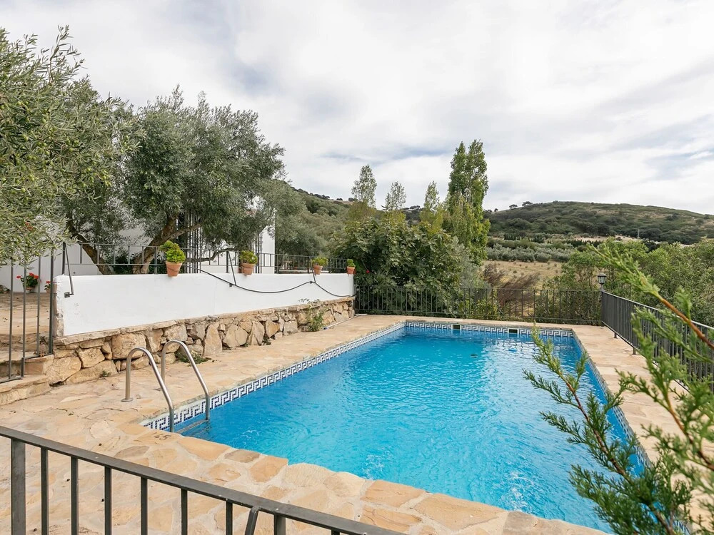 Cottage in Antequera with Pool near El Torcal