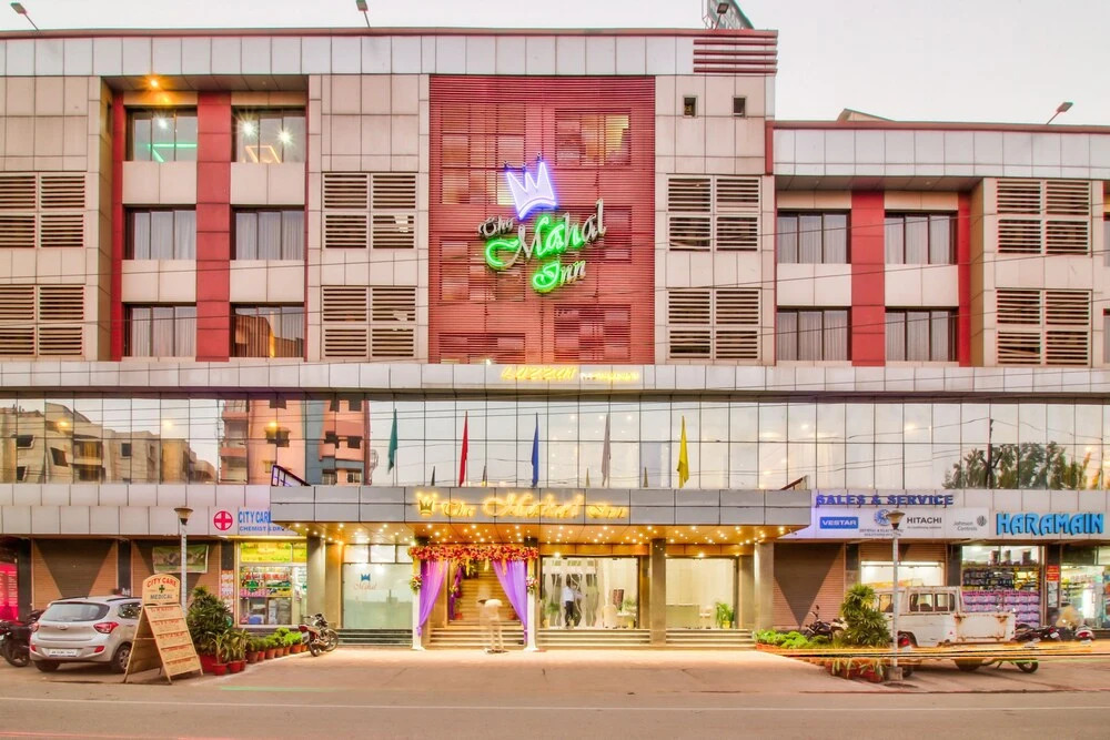 OYO 3211 Mahal Inn