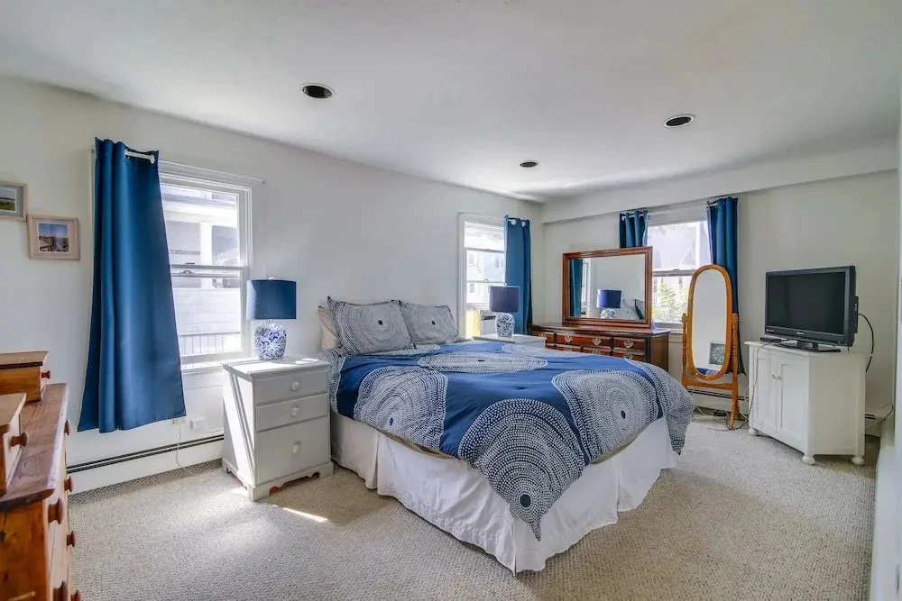 Charming Scituate Home w/ Deck - Walk to Beaches