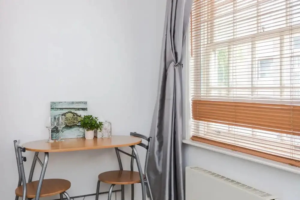 Lovely London Studio Apartment Near Trendy Shoreditch