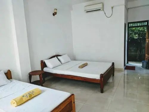 Sunrise Hotel