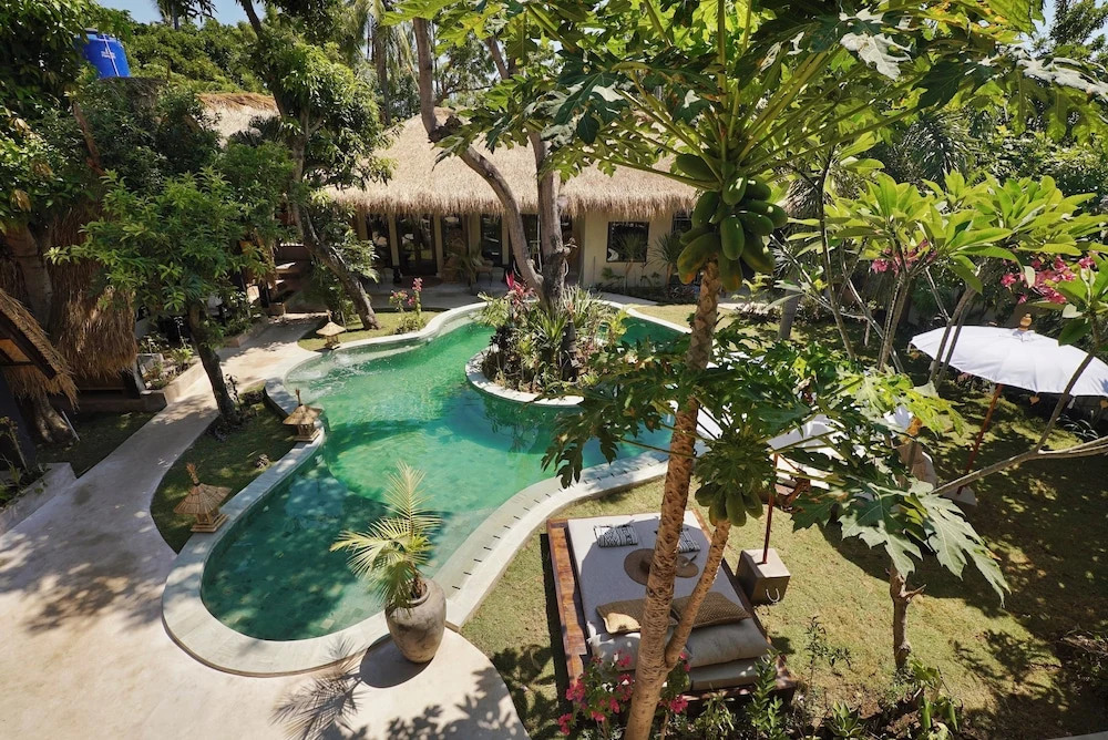 Sol Villas - Modern Tropical Stays