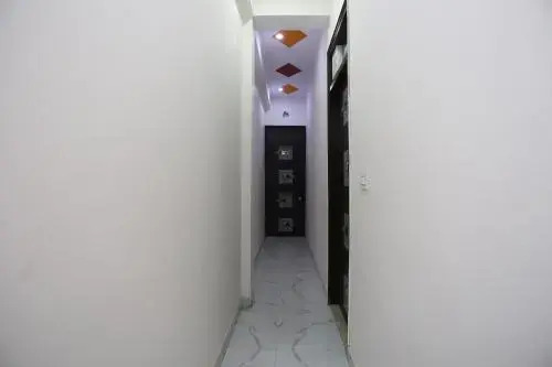 Hotel Venus by OYO Rooms