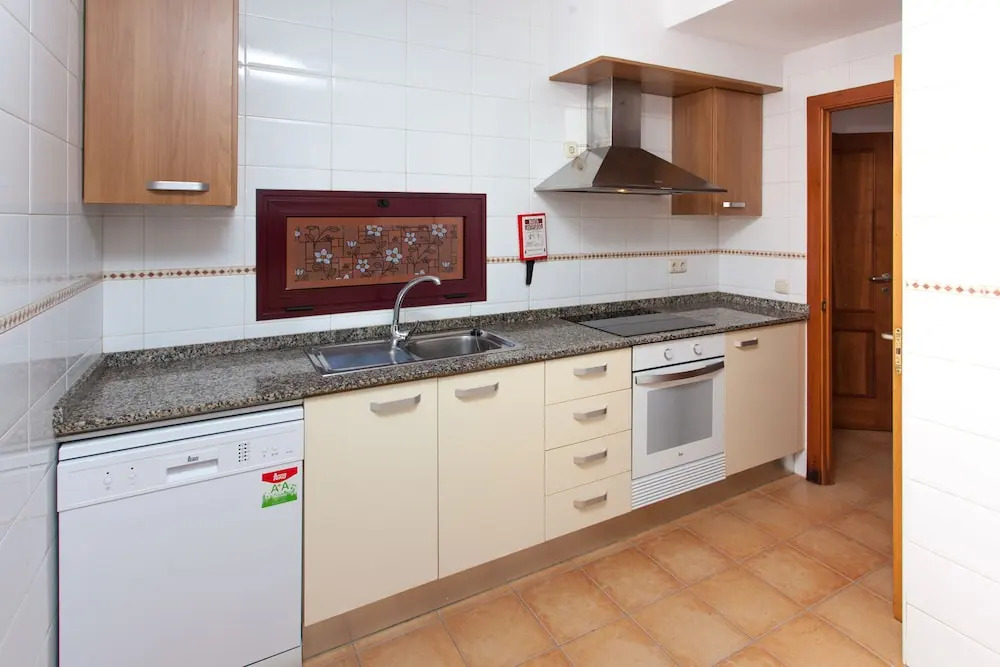 Anahi Home Drago 14