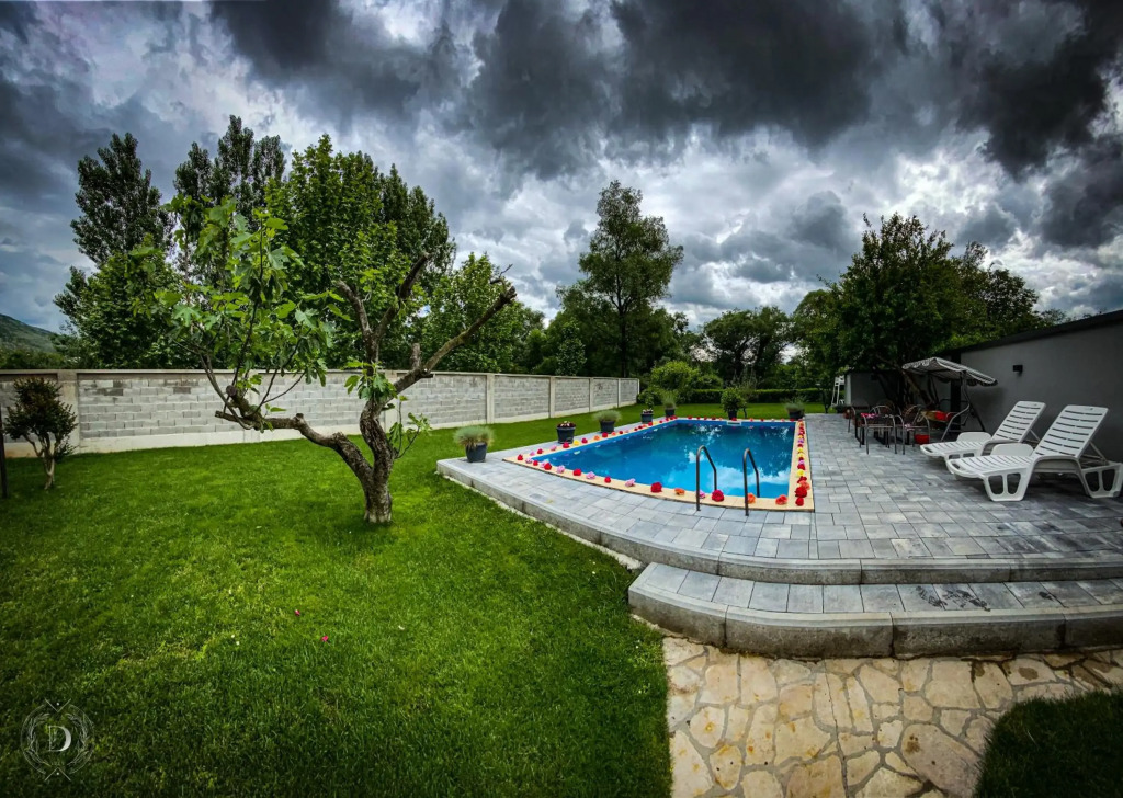 Villa D Blagaj