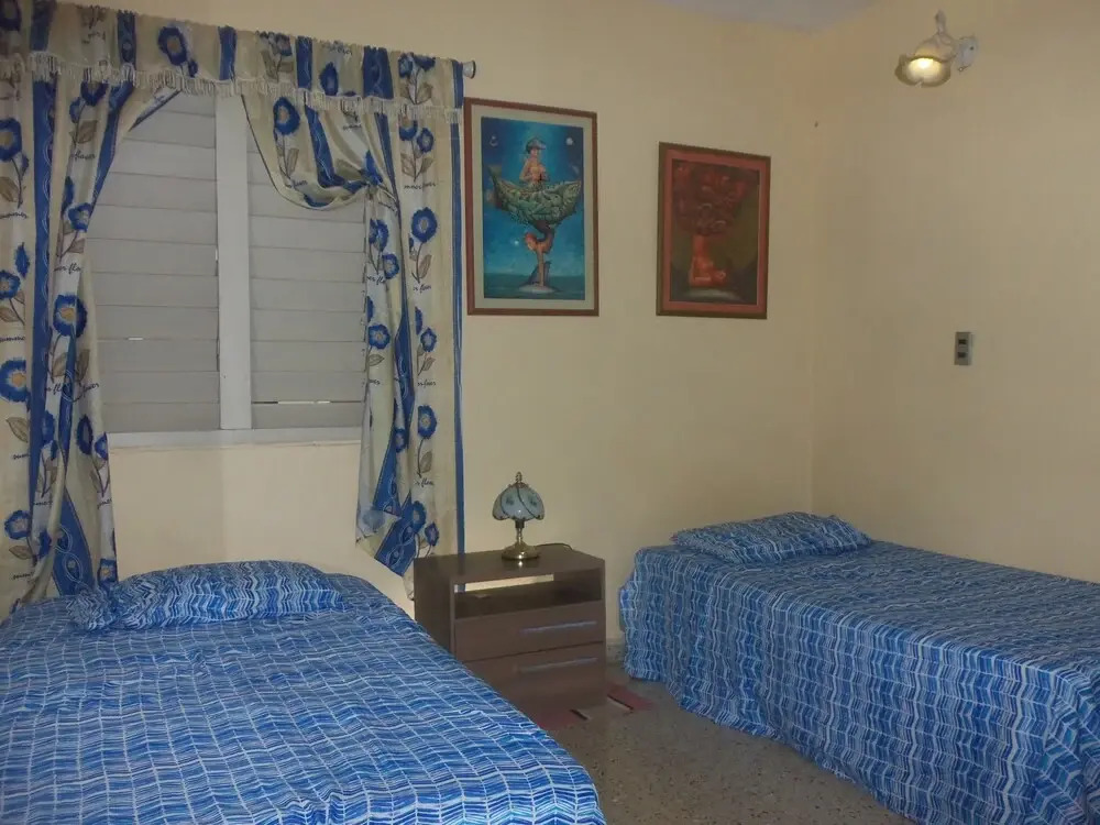 Hostal Aptofive