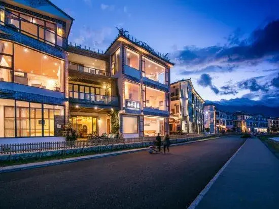 Shanshui Qingju Inn