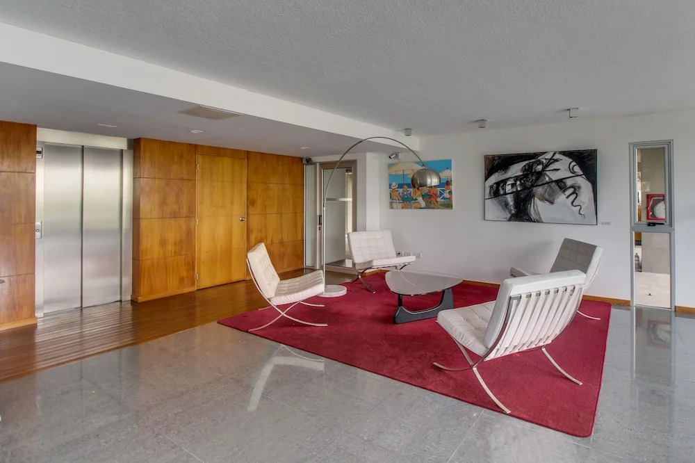 Apartamento con piscina compartida The Point I