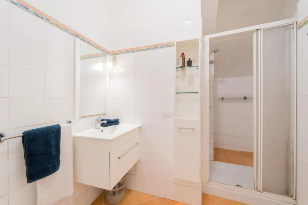 Limoncino in Marina di Campo with large outdoor spaces, garden and cycles for guests-IL LIMONCINO
