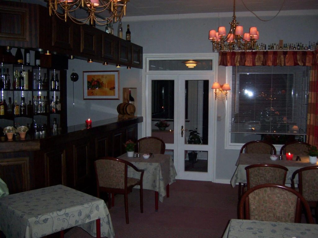 Hotel E4