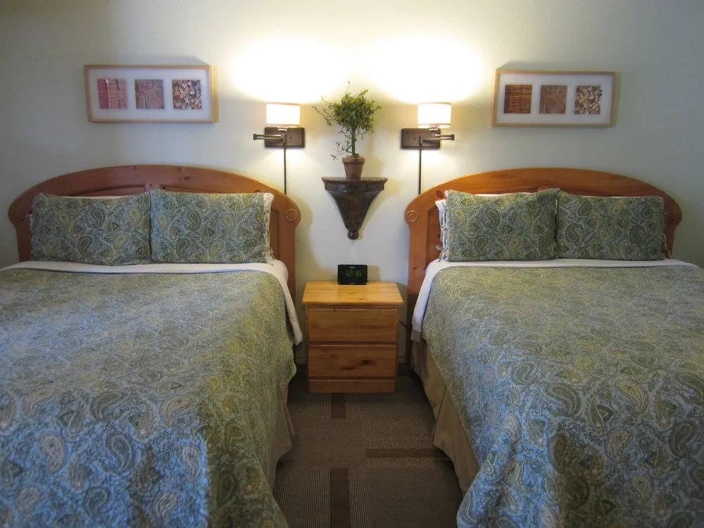 Mt Gardner Inn