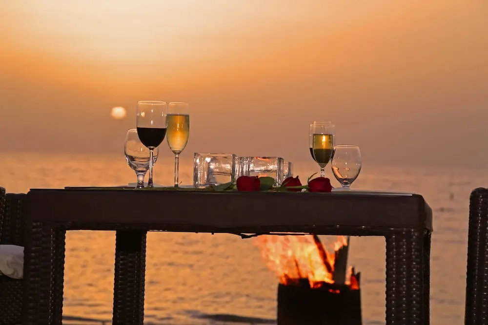 Tala Bay Residence - Families Only