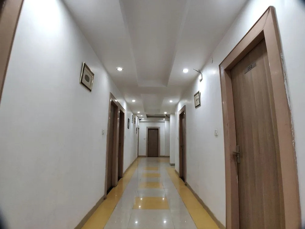 Hotel Purple Orchid