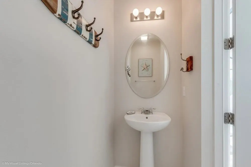 1545carey 4 Bedroom Townhouse by Redawning