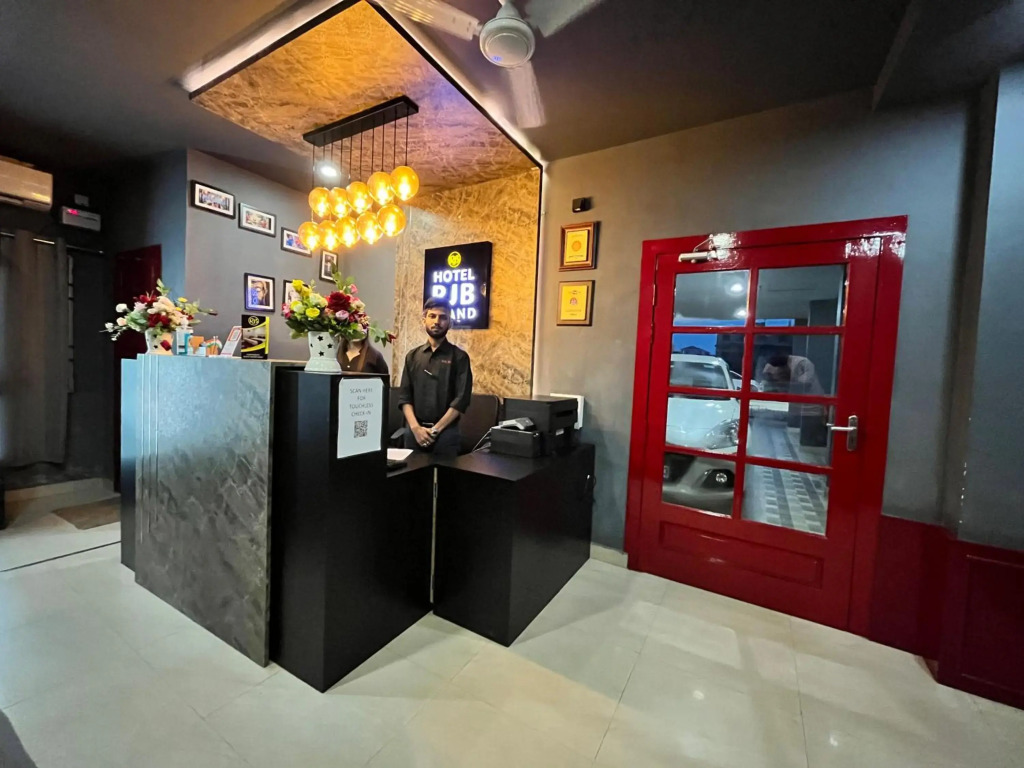 RJB Grand