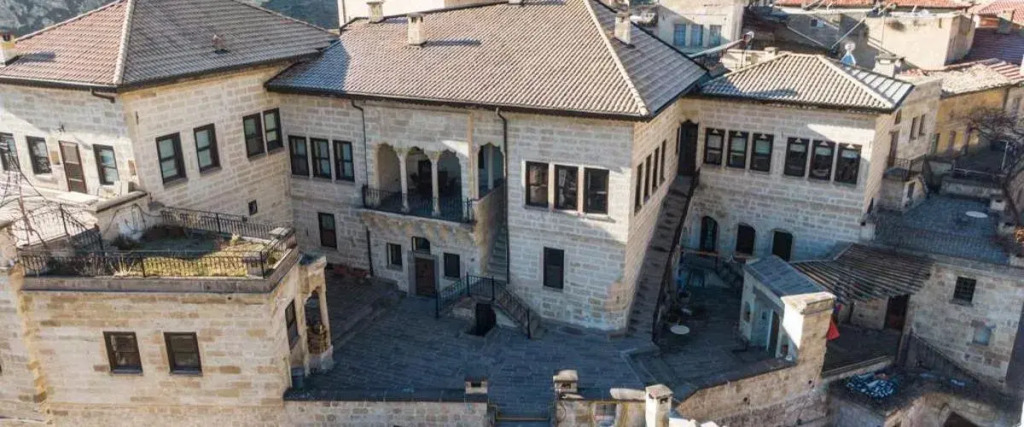 1860 Kadievi