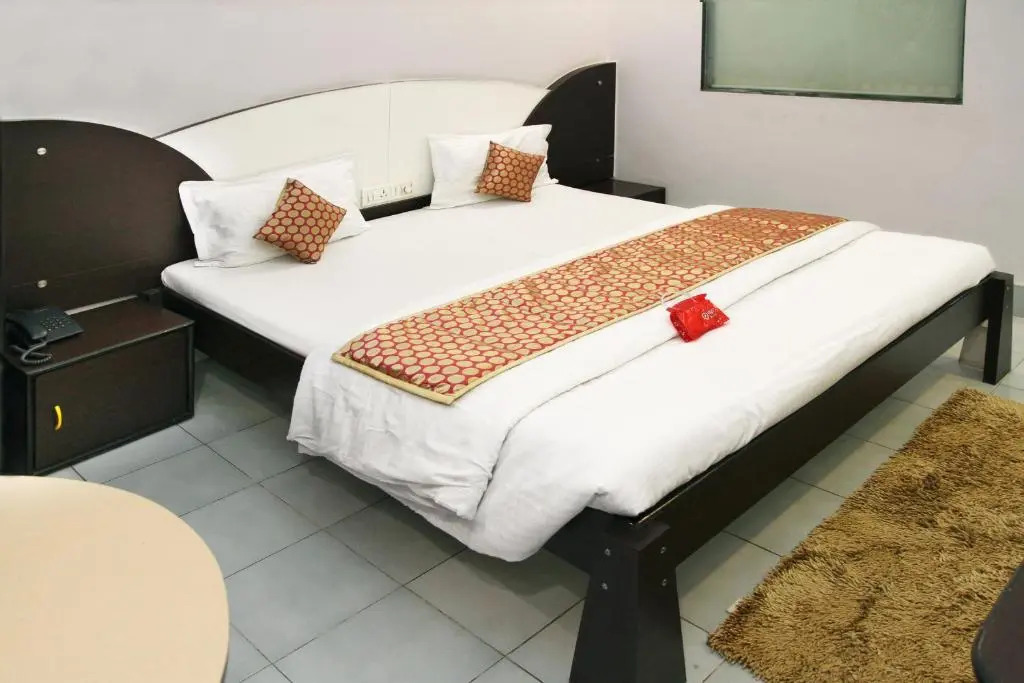 Hotel Raj