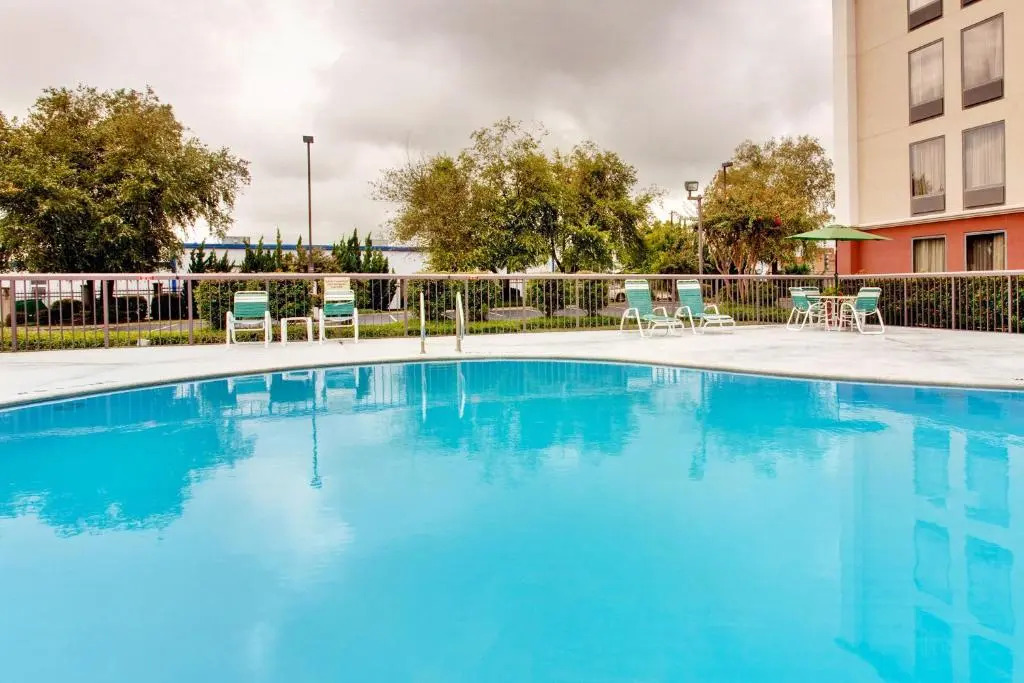 Holiday Inn Express Memphis Medical Center - Midtown by IHG