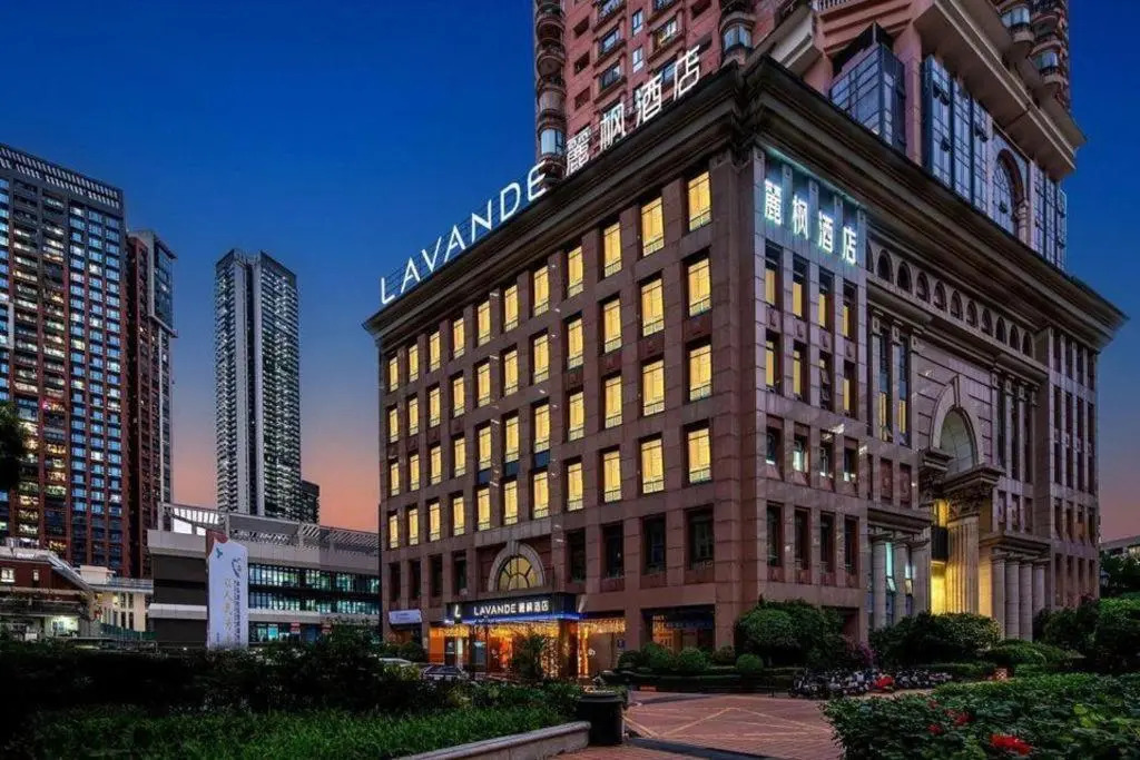 Lavande Hotel (Shenzhen Dongmen Shuibei Cuizhu Metro Station Branch)