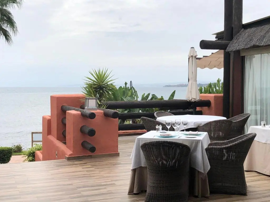Marina Luxury Apartment