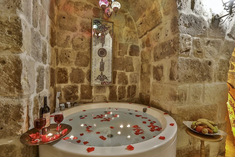 Casia Cave Suites
